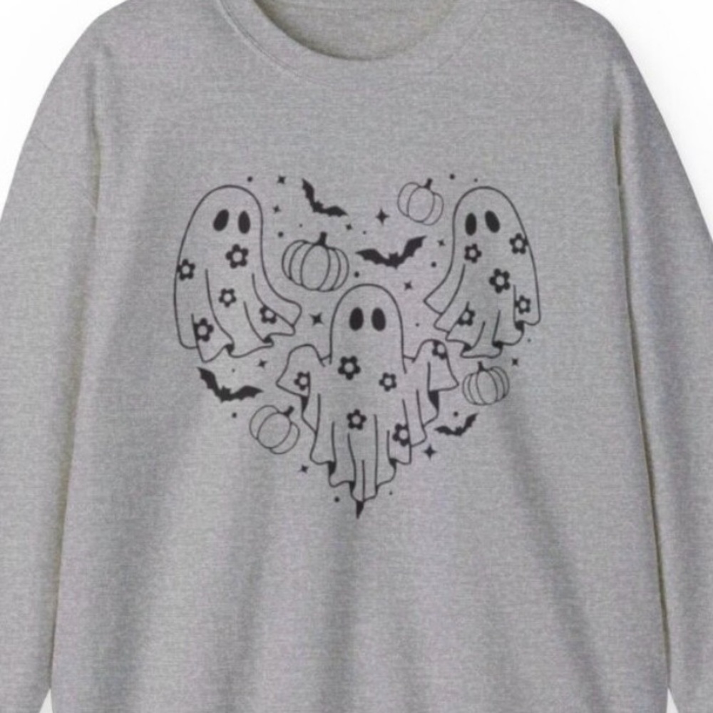 Women’s Grey Halloween Ghost Heart Sweatshirt Fall Spooky Comfy Trick or Treat